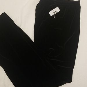 NWT R&M Richard's womens velour pants size 10